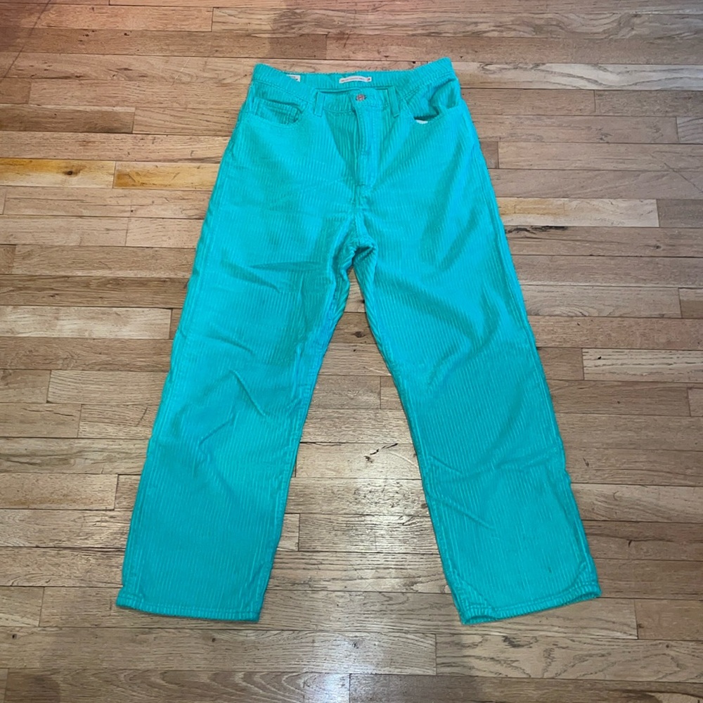 Levi’s ribcage straight ankle corduroy